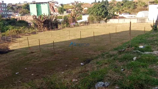 Lote/Terreno à venda, 2968m² no Parque Independência, Juiz de Fora