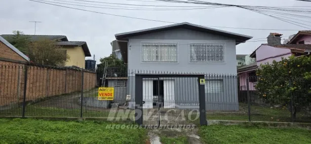 Casa com 3 Quartos à venda, 250m² no Desvio Rizzo, Caxias do Sul