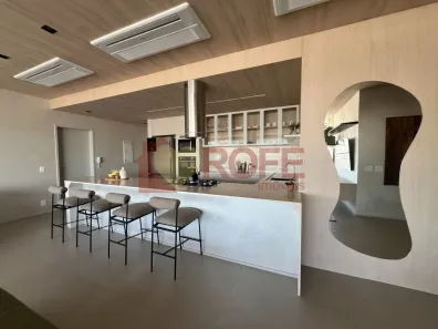 Apartamento com 3 Quartos à venda, 197m² no Jardim das Acácias, São Paulo