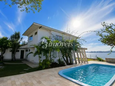 Casa com 5 Quartos à venda, 320m² no Cabeçudas, Itajaí