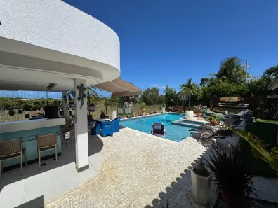 Casa de Condomínio com 4 Quartos para venda ou aluguel, 300m² no Itapuã, Salvador