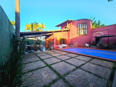Casa com 3 Quartos à venda, 230m² no Santa Amélia, Belo Horizonte
