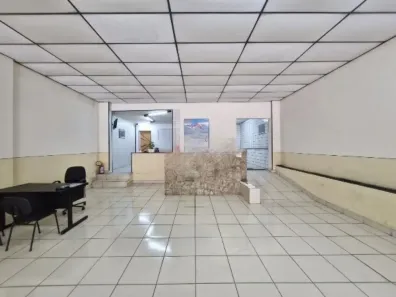 Ponto Comercial para alugar, 216m² no Jardim Petrópolis, Jundiaí