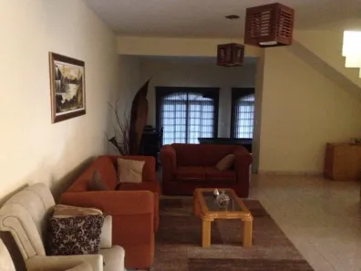 Sobrado com 3 Quartos à venda, 200m² no Embu-Guaçu, Embu-Guaçu