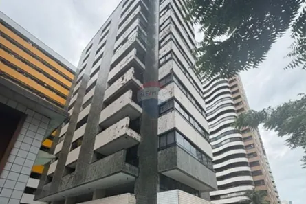 Apartamento com 3 Quartos para alugar, 221m² no Meireles, Fortaleza