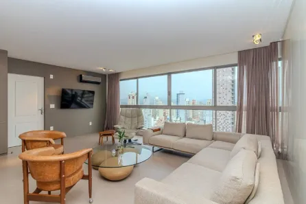 Apartamento com 3 Quartos à venda, 160m² no Centro, Balneário Camboriú