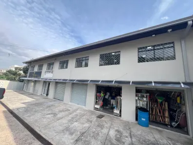 Ponto Comercial para alugar, 30m² no Guabirotuba, Curitiba