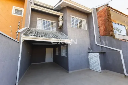 Sobrado com 3 Quartos à venda, 152m² no Guabirotuba, Curitiba