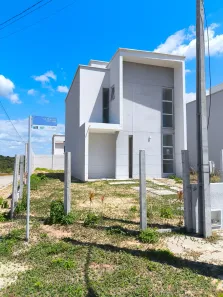 Sobrado com 3 Quartos para alugar, 96m² no , Aquiraz