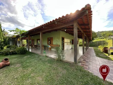 Fazenda/Sítio com 3 Quartos à venda, 500m² no , Brumadinho