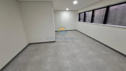 Sala Comercial à venda, 38m² no Cerqueira César, São Paulo