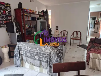 Sobrado com 3 Quartos à venda, 267m² no Vila Valparaíso, Santo André