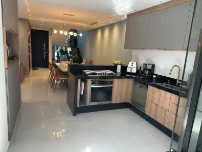 Sobrado com 3 Quartos à venda, 154m² no Cajuru do Sul, Sorocaba