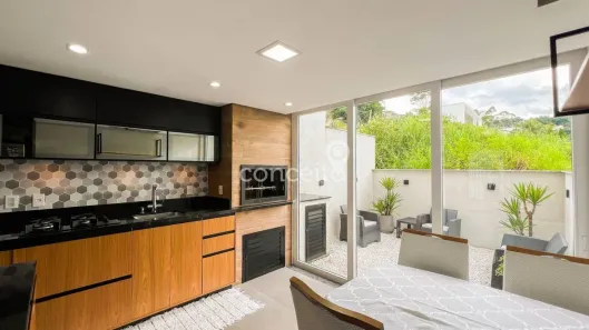 Sobrado com 2 Quartos à venda, 118m² no Do Salto, Blumenau