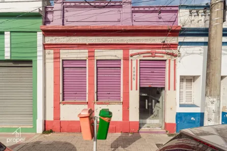 Prédio Comercial com 2 Quartos para alugar, 155m² no Centro, Pelotas