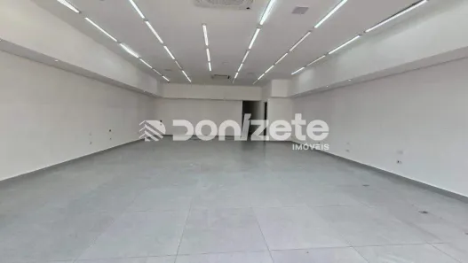 Ponto Comercial para alugar, 336m² no Parque das Nações, Santo André