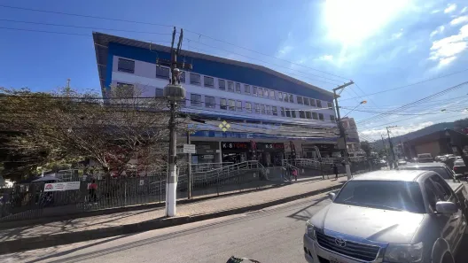 Apartamento com 1 Quarto para alugar, 60m² no Corrêas, Petrópolis