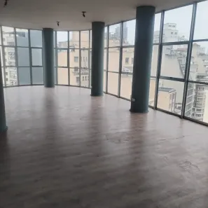 Ponto Comercial para alugar, 96m² no Sé, São Paulo