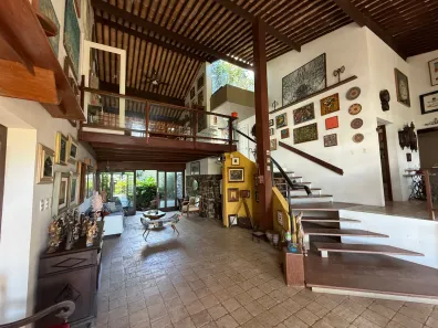 Casa de Condomínio com 5 Quartos à venda, 400m² no Piatã, Salvador
