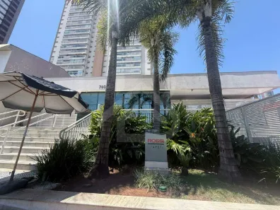 Apartamento com 3 Quartos para alugar, 240m² no Vila Gomes Cardim, São Paulo