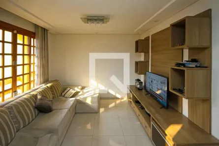 Casa com 4 Quartos à venda, 245m² no Vila Lúcia, São Paulo