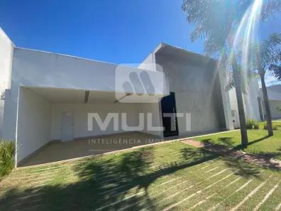 Casa de Condomínio com 3 Quartos para alugar, 250m² no Jardim Sul, Uberlândia