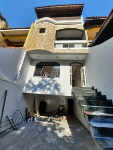 Sobrado com 3 Quartos à venda, 250m² no Parque Capuava, Santo André