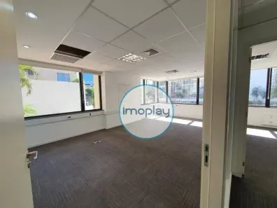 Sala Comercial para alugar, 248m² no Vila Olímpia, São Paulo