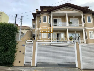 Sobrado com 3 Quartos à venda, 247m² no Santana, São Paulo