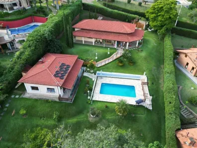 Casa de Condomínio com 3 Quartos à venda, 316m² no Capela do Barreiro, Itatiba
