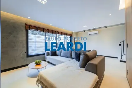 Sobrado com 4 Quartos à venda, 200m² no Indianópolis, São Paulo