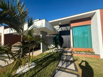 Casa de Condomínio com 4 Quartos à venda, 190m² no Condomínio Ninho Verde, Quadra