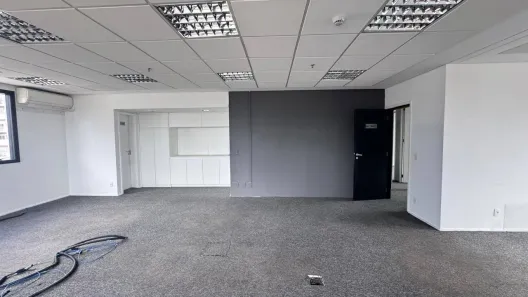 Sala Comercial para alugar, 350m² no Cerqueira César, São Paulo