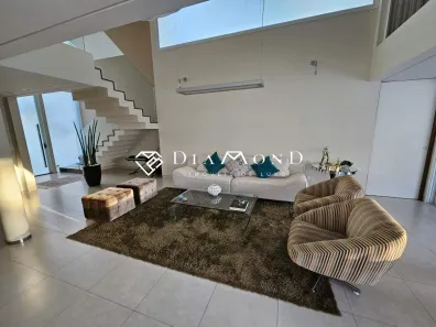 Casa de Condomínio com 4 Quartos à venda, 330m² no Jardim Karaíba, Uberlândia