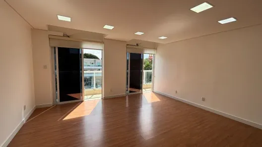 Sala Comercial para alugar, 67m² no Centro, Vinhedo