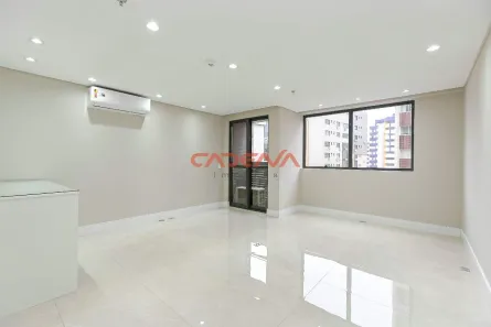 Sala Comercial para alugar, 34m² no Vila Izabel, Curitiba