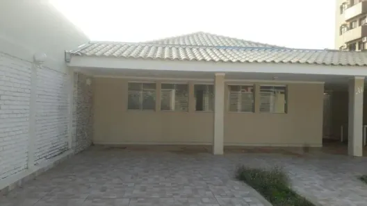 Casa com 4 Quartos para alugar, 250m² no Centro, Presidente Prudente