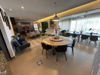 Apartamento com 3 Quartos à venda, 247m² no Vila Embaré, Valinhos