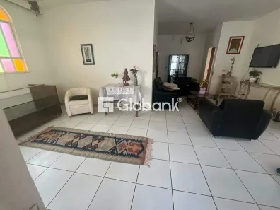 Casa com 6 Quartos à venda, 12m² no Vila Guilhermina, Montes Claros