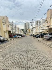 Sobrado com 2 Quartos à venda, 75m² no Caguassu, Sorocaba