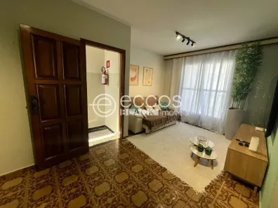 Imóvel Comercial com 3 Quartos à venda, 546m² no Cazeca, Uberlândia
