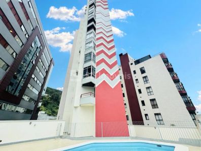 Apartamento com 2 Quartos à venda, 64m² no Centro, Florianópolis