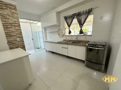 Apartamento com 3 Quartos para alugar, 110m² no Ingleses do Rio Vermelho, Florianópolis