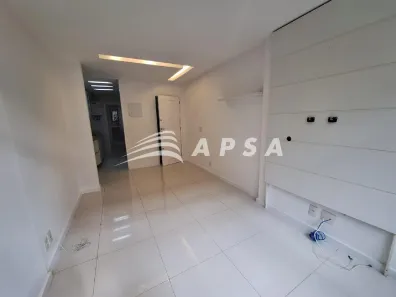 Apartamento com 2 Quartos para alugar, 58m² no Encruzilhada, Recife