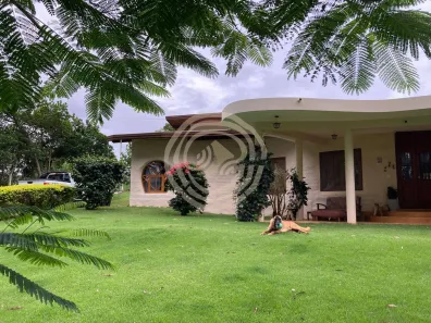 Fazenda/Sítio com 2 Quartos à venda, 172m² no Piracaia, Piracaia