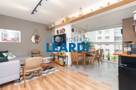 Apartamento com 2 Quartos à venda, 76m² no Vila Suzana, São Paulo