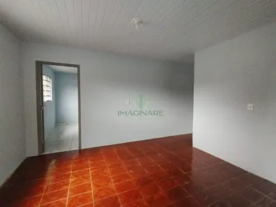 Casa com 3 Quartos para alugar, 80m² no Cancelli, Cascavel