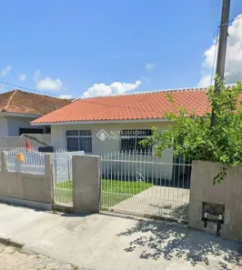 Casa com 3 Quartos à venda, 180m² no Carianos, Florianópolis