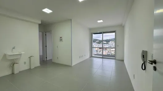 Apartamento com 2 Quartos para alugar, 53m² no Ipiranga, São José