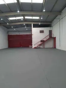 Galpão/Depósito/Armazém para alugar, 1000m² no Iporanga, Sorocaba